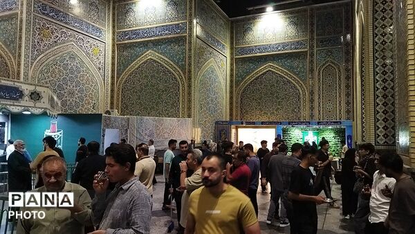 چایخانه حضرت رضا (ع) حرم مطهر رضوی در آخرین روز های هفته اول شهریور ماه ۱۴۰۵ 