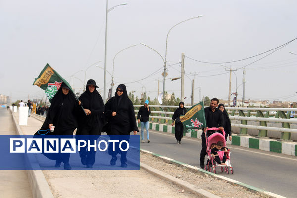 پیاده‌روی خانوادگی جاماندگان اربعین حسینی(ع) در قم