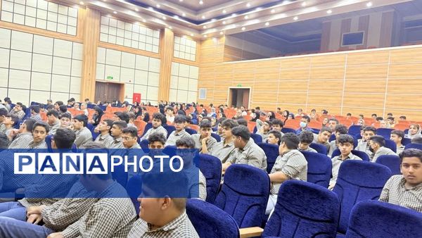 همایش هدایت تحصیلی در گناوه