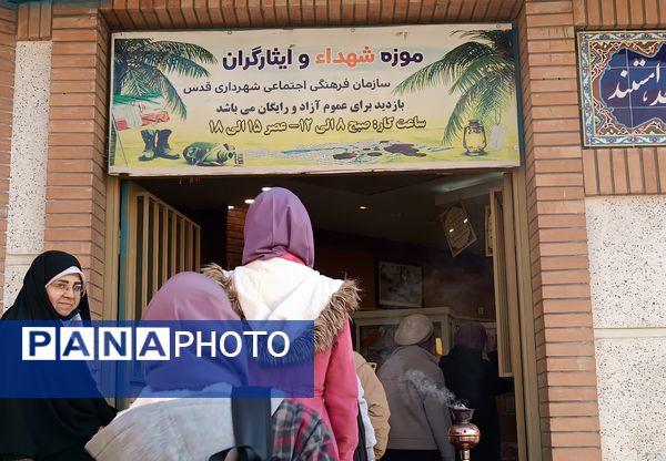 یادمان شهدای گمنام و موزه آثار شهدا و ایثاگران میزبان دانش‌آموزان دبیرستان هدی 2