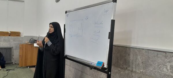 برگزاری جلسه توجیهی و آموزشی آمادگی دفاعی در دبیرستان دخترانه معلم