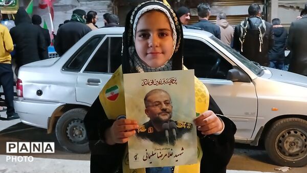 حضور پرشکوه پیشتازان فارسان در راهپیمایی 