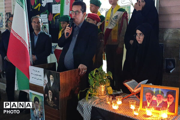  حضور فرهنگیان و دانش‌آموزان به‌مناسبت 12 فروردین ماه روز جمهوری اسلامی ایران 