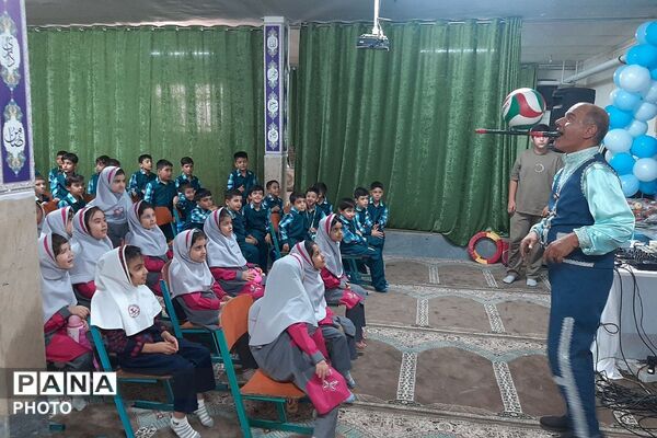 جشن شکوفه‌ها در مدرسه ال‌محمد کهریزک