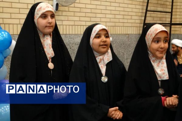 مسجدالقرآن غرق در شادی میلاد کریم اهل بیت(ع)