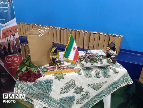 اوج هیجان در فینال والیبال طرح میدان پویا؛ درخشش نوجوانان ورزشکار منطقه ۳