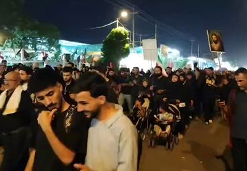 زائران اربعین آخرین مسیرشان را در خاک عراق طی کردند