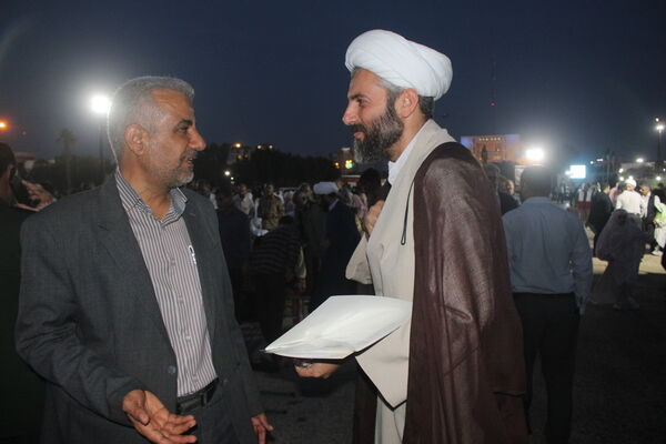 مهمانان ماه خدا اجتماع بزرگ دانش‌آموزان بوشهری 