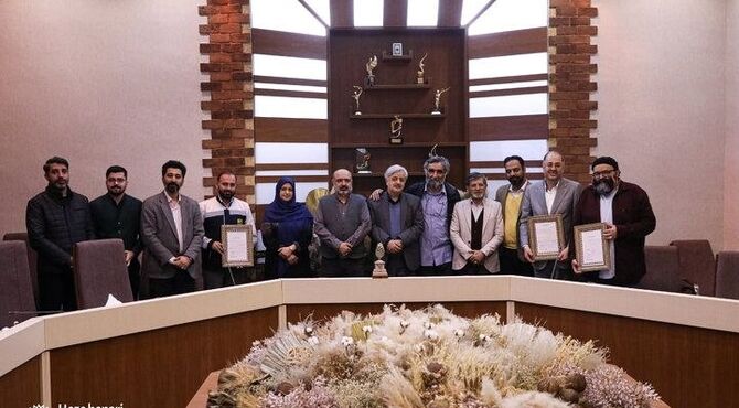 چهارمین نشان سروسیمین «پارسی‌جان» اهدا شد