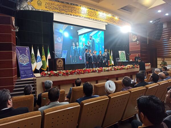 سی و دومین جشنواره فرهنگی هنری قرآن و عترت در مشهد برگزار شد