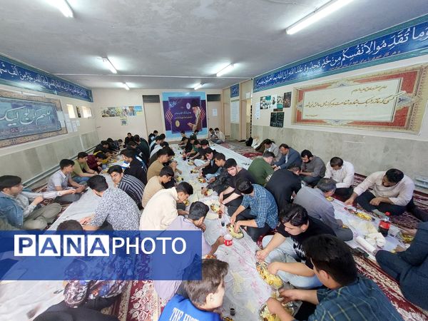 مراسم تجلیل از ستارگان دبیرستان عابدینی خرم ملارد 