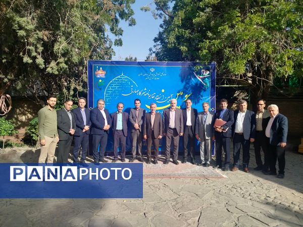 امضای تفاهم‌نامه توسعه هنرستان‌های جوار صنعت در خراسان رضوی