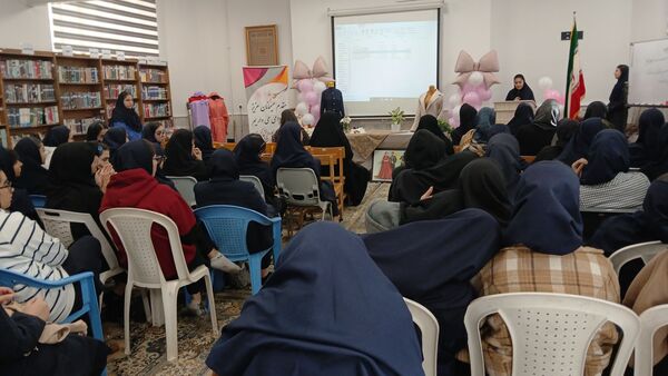 جشن روز خیاط درهنرستان کیمیاناحیه۳