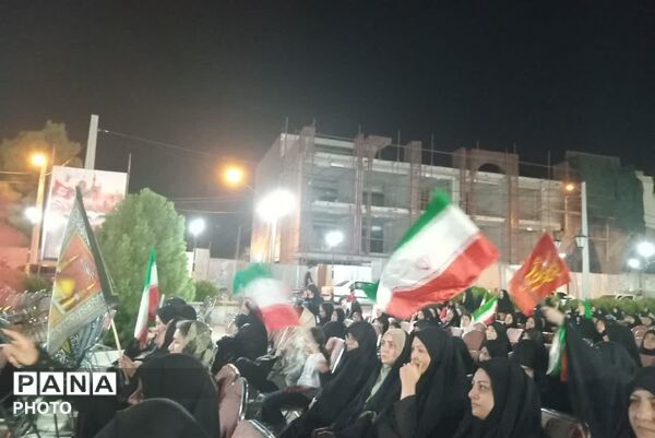 شکوه بیعت اهالی زرقان با آرمان‌های رهبر شهید