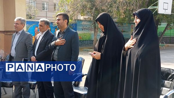 پایگاه تغذیه سالم در دبستان ارشاد ناحیه ۶ مشهد مقدس