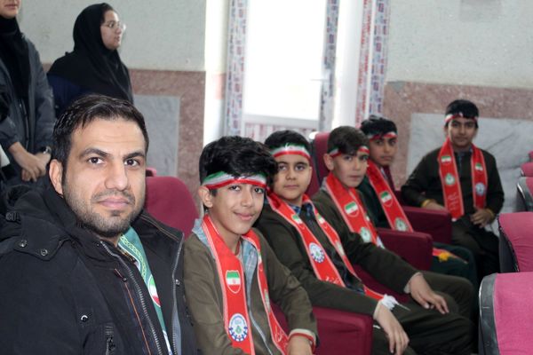 یاوران انقلاب در فاروج