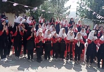 جشن گرامیداشت مقام معلم در دبستان توحید کلاته رودبار
