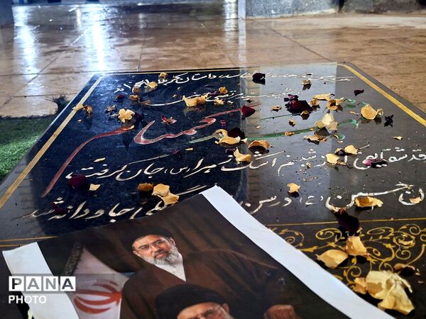 حضور پر رنگ مردم رشتخوار در شب چهارشنبه سوزی دشمن
