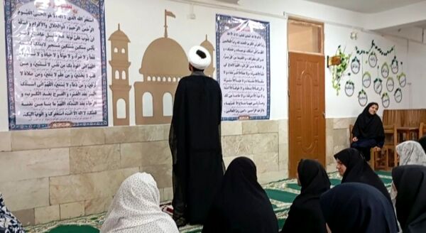 زنگ نماز در روز اول ماه مهر ۱۴۰۴در دبیرستان شهید مجید دهنوی نیشابور 