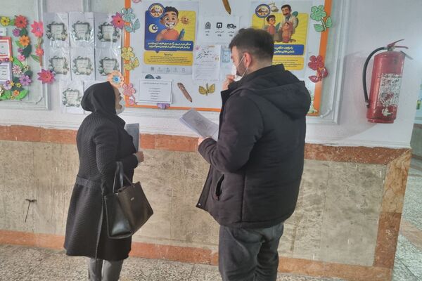 بازدید از وضعیت بهداشت و پایگاه‌های تغذیه سالم مدارس پاکدشت 