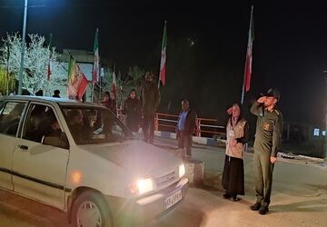 گذری بر رژه خودرویی در شهر بار نیشابور