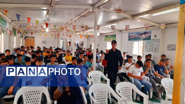برگزاری جشن ولادت امام رضا و دهه کرامت در هنرستان شهید دیواندری سبزوار