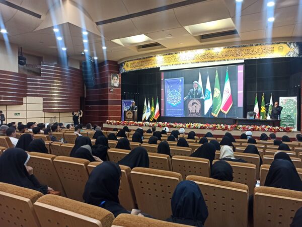 سی و دومین جشنواره فرهنگی هنری قرآن و عترت در مشهد برگزار شد
