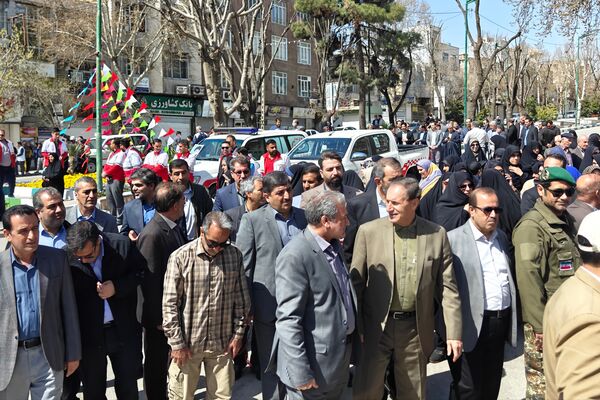 حضور پرشور فرهنگیان و دانش‌آموزان کرمانشاهی در راهپیمایی روز قدس
