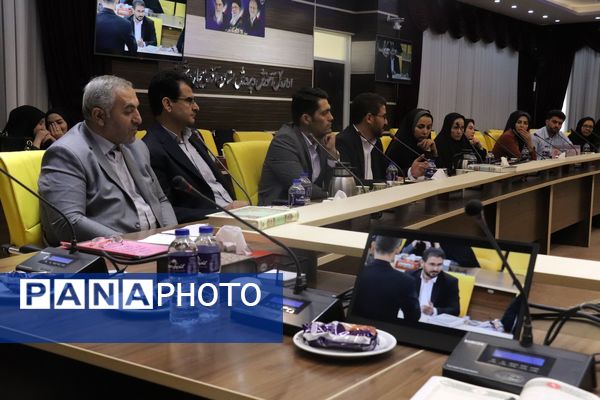 اختتامیه سیزدهمین جشنواره تجارب برتر تربیتی و یازدهمین جشنواره الگوهای تدریس برتر درس تفکر و سبک زندگی آذربایجان شرقی