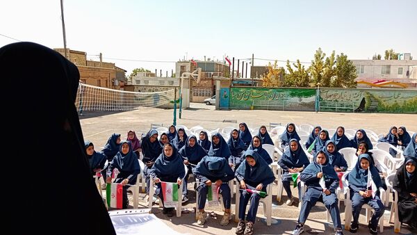 نواختن زنگ مهر و آغاز سال تحصیلی جدید در شهرستان کمیجان