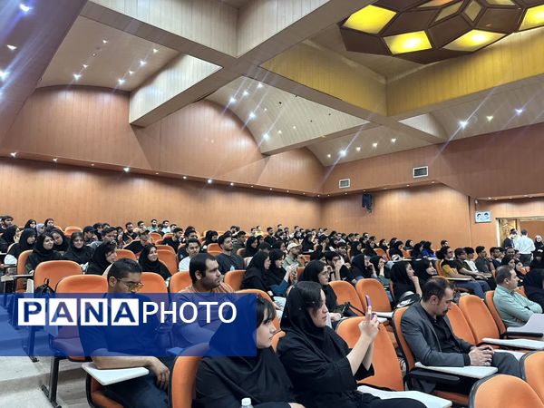 بزرگداشت پروفسور مریم میرزاخانی در دانشگاه آزاد واحد کرج