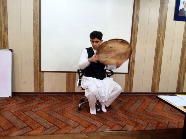 هنرنمایی دانش‌آموزان نوازنده در دیار شیخ جام