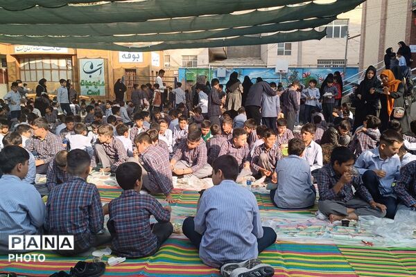 به وقت سلامتی؛ پیوند روز جهانی غذا و تخم‌مرغ در دبستان علامه طباطبایی (ره)