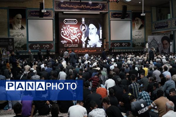 مراسم سالگرد ارتحال ملکوتی بنیانگذار انقلاب اسلامی در ارومیه