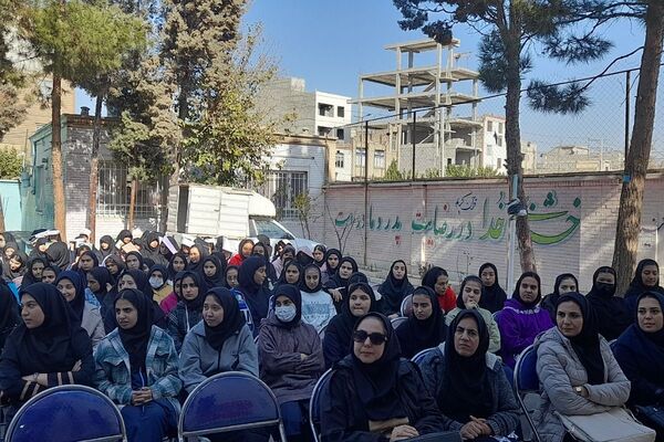 تجلی شور انتخاباتی در مدرسه امیرکبیر