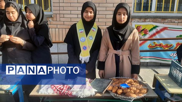 گشایش نمایشگاه «ایرانمون» در دبیرستان نیایش با بازارچه دانش آموزی