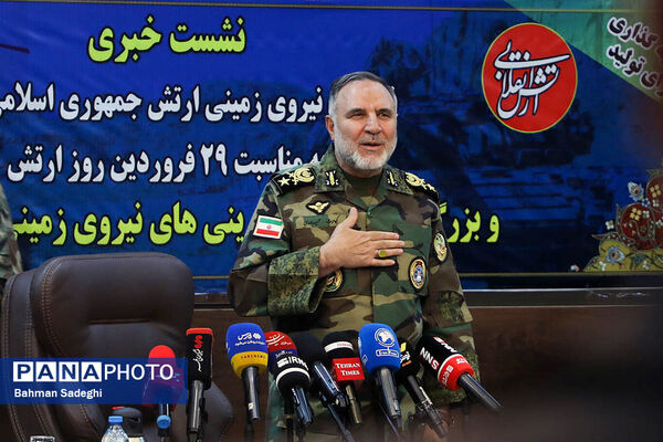 نشست خبری فرمانده نزاجا
