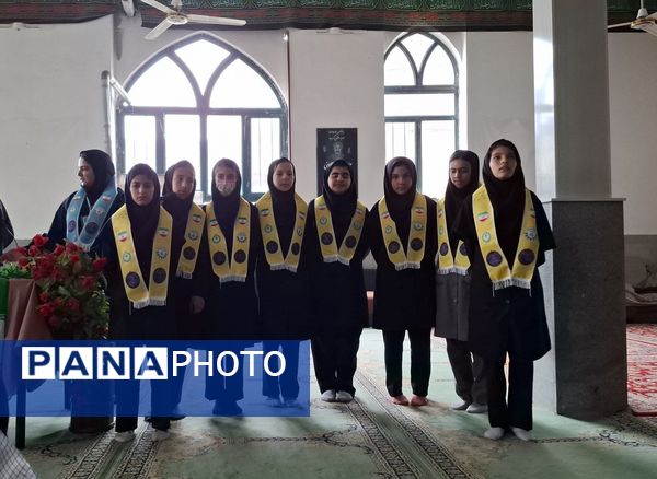 جشن روز دانش آموز دختران دبیرستان حضرت فاطمه و حضرت رقیه در مهدیه شهر بار نیشابور 