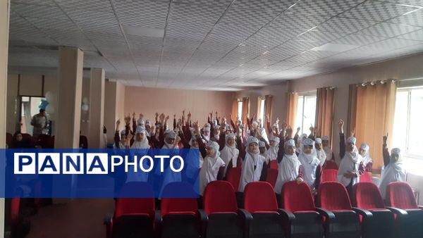 همایش تقدیر از مراقبین سلامت مدارس ملارد 