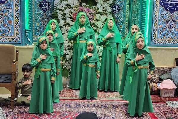 نوجوانان و جوانان در اعتکاف مسجد امام موسی کاظم (ع) گرد هم آمدند