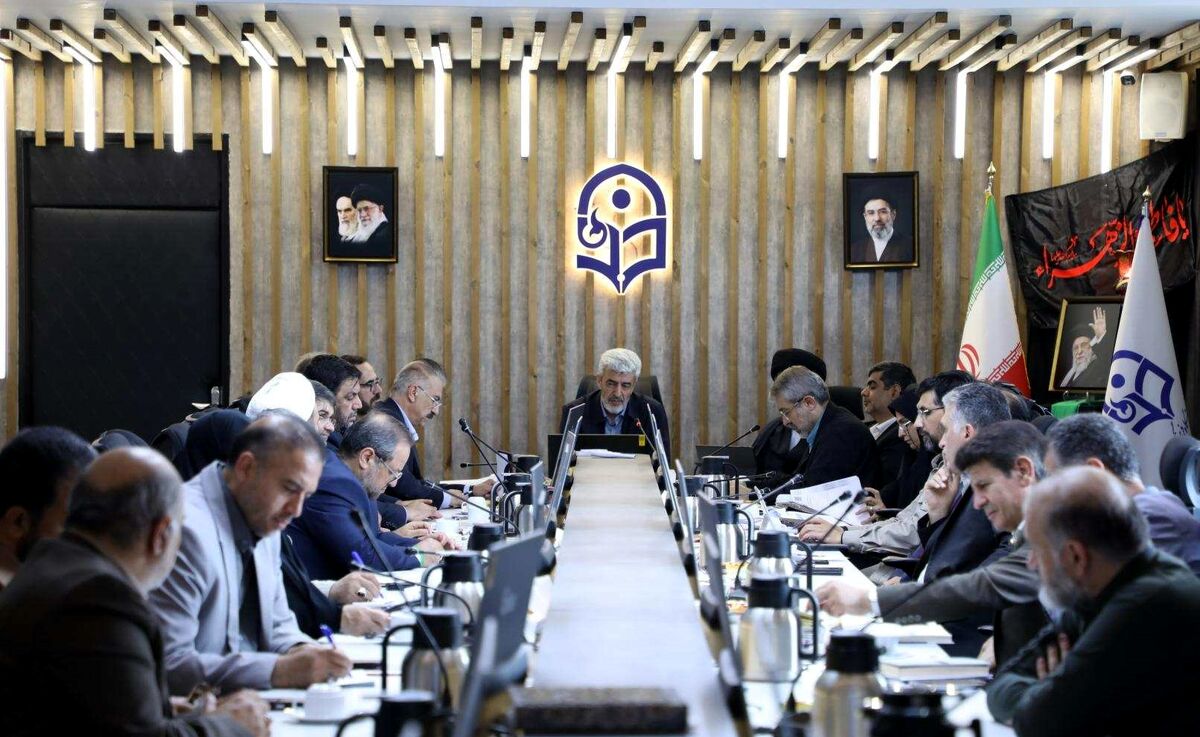 نیاز وزارت آموزش و پرورش به ۴۰ هزار معلم در سال جاری/ سند چشم‌انداز «مرجعیت علمی تعلیم‌وتربیت» از سوی دانشگاه فرهنگیان تدوین شد