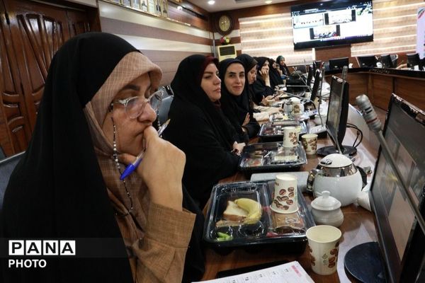 نشست برخط هفته سلامت با تأکید بر ارتقای سلامت دانش‌آموزان