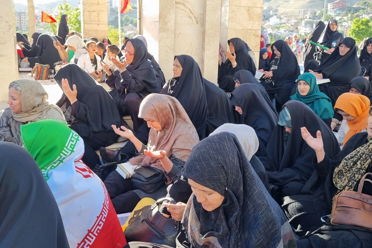 روز عرفه فقط روز دعا نیست