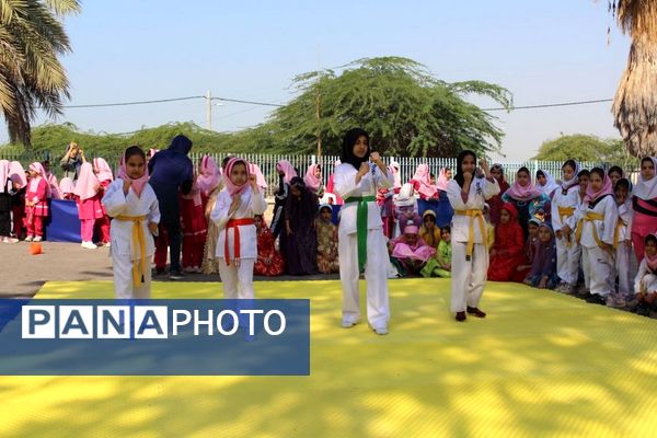 المپیاد ورزشی درون مدرسه‌ای آموزشگاه شهید رضا مبارکی بوشهر