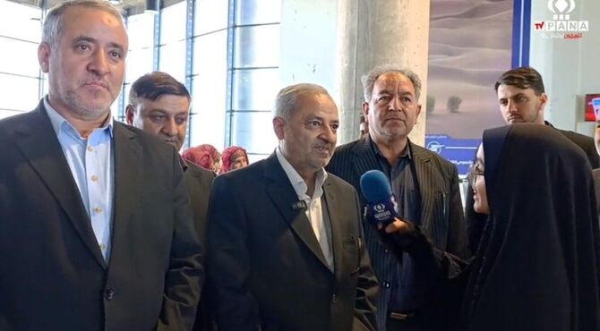 وزیر آموزش و پرورش وارد بیرجند شد