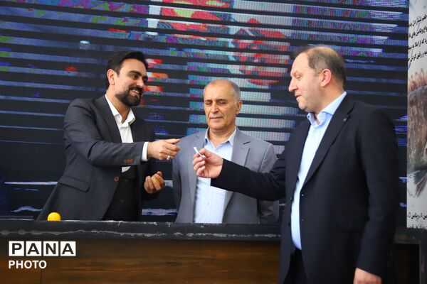 جشنواره بزرگ خریداران ماهی در تبریز