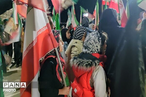صدای ایستادگی در شب‌های خیابان شهر بار