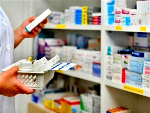 مجوز تامین داروهای خاص و شیمی‌درمانی به هلال‌احمر زنجان صادر شد