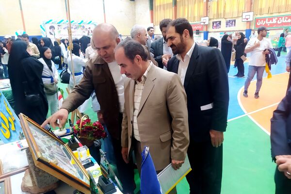 آیین نمادین افتتاحیه فعالیت‌های تابستانی دانش‌آموزان کردستانی