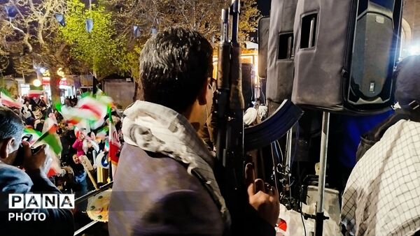 خروش بی نظیر نیشابوری ها در حمایت از سومین رهبر جمهوری اسلامی ایران 